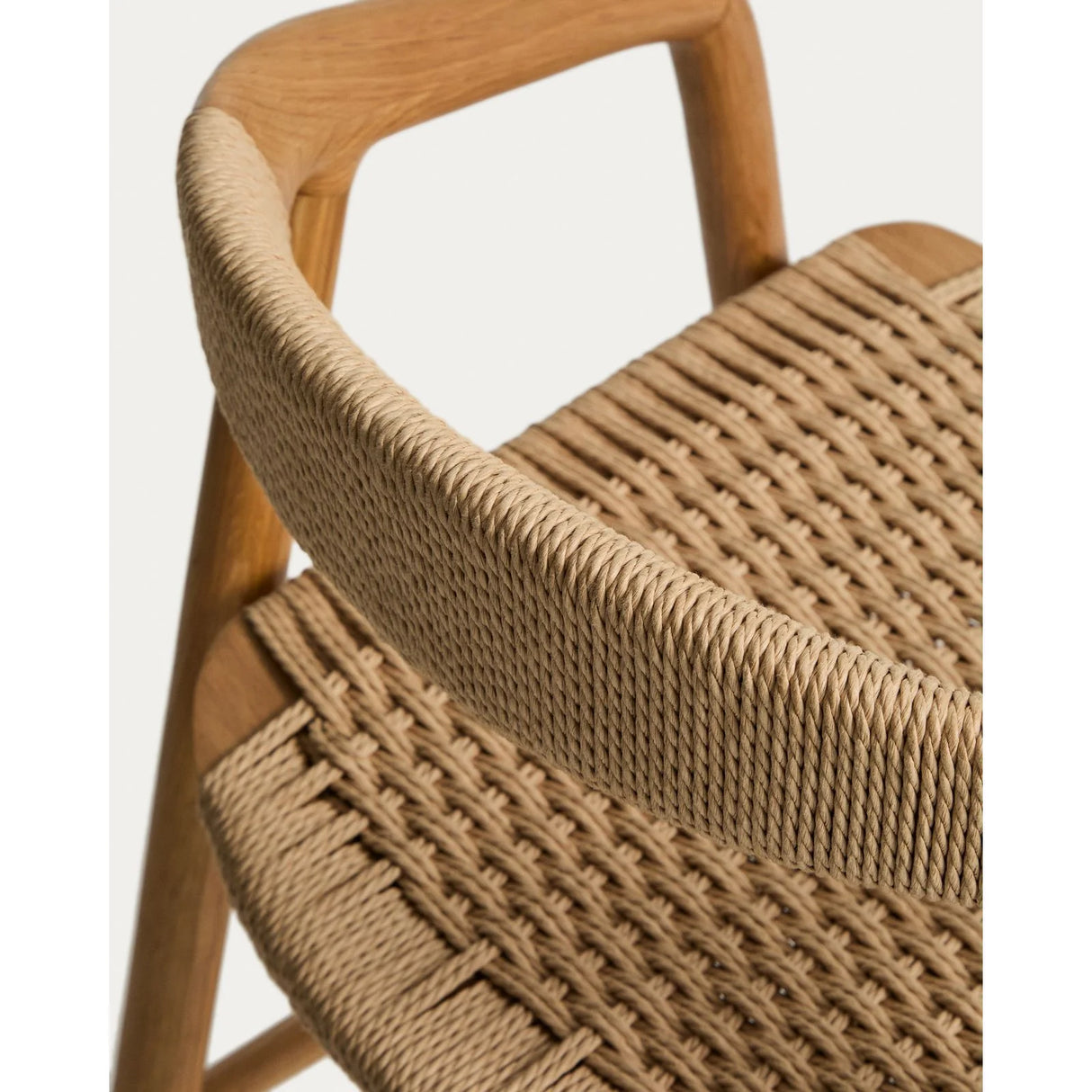 Hocker Derile aus massivem Eichenholz mit Finish in natürlichem Farbton und beigem Papierseil FSC 100% 65 cm von Kave Home – Bild 9