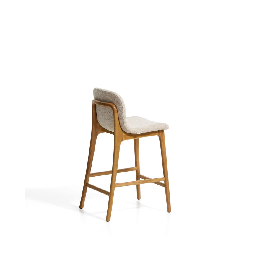 Hocker Elnor aus Chenille und Beinen aus massivem Eichenholz mit Finish, 65 cm von Kave Home – Bild 5