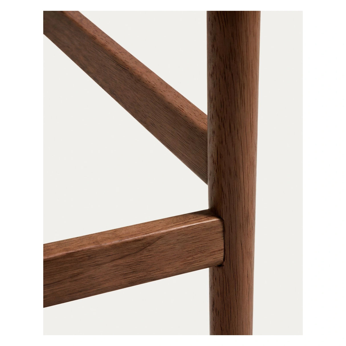Hocker Evera mit Rückenlehne aus Eichenfurnier mit Nussbaumfinish oder Naturfarben, 65 cm von Kave Home – Bild 9