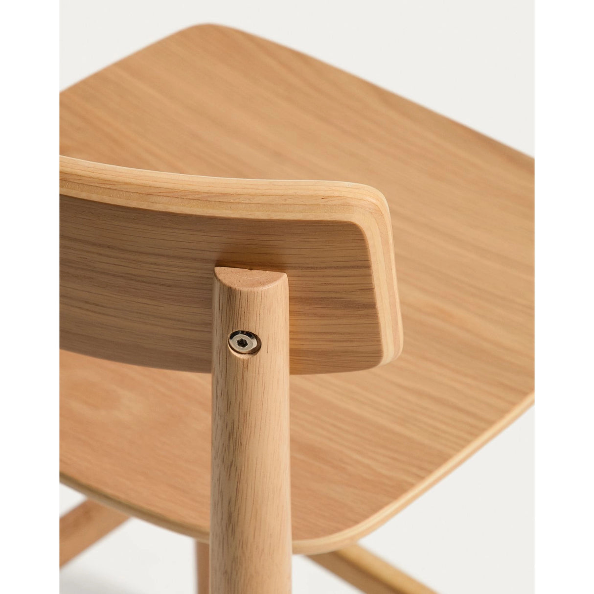 Hocker Evera mit Rückenlehne aus Eichenfurnier mit naturfarbenem Finish, 65 cm von Kave Home – Bild 9