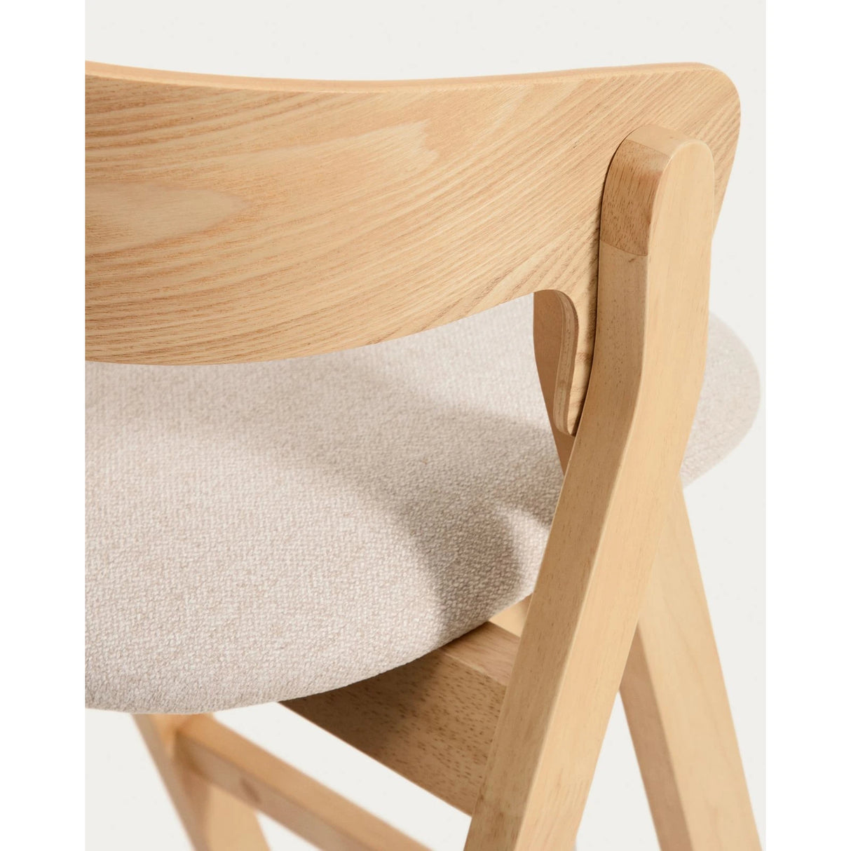 Hocker Godia aus Eichenfurnier mit naturfarbenem Finish und beiger Chenille von Kave Home – Bild 9