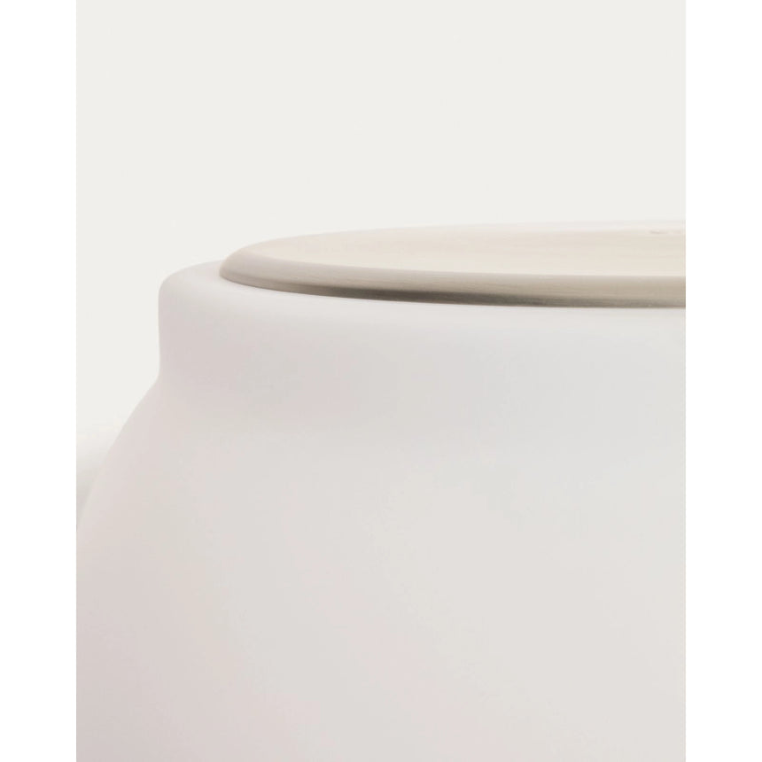 LED-Stehlampe Leruna aus satiniertem Glas und Metall mit verzinktem Finish von Kave Home – Bild 13