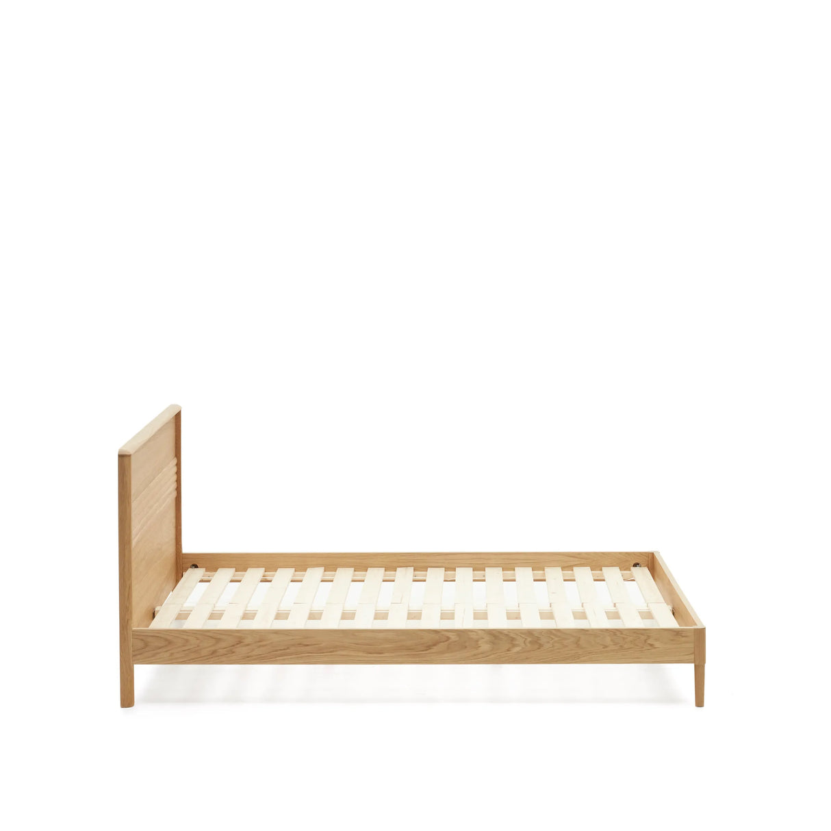 Lenon Bett aus Eichenholz und Eichenfurnier für Matratze von 160 x 200 cm FSC MIX Credit von Kave Home – Produktbild 14