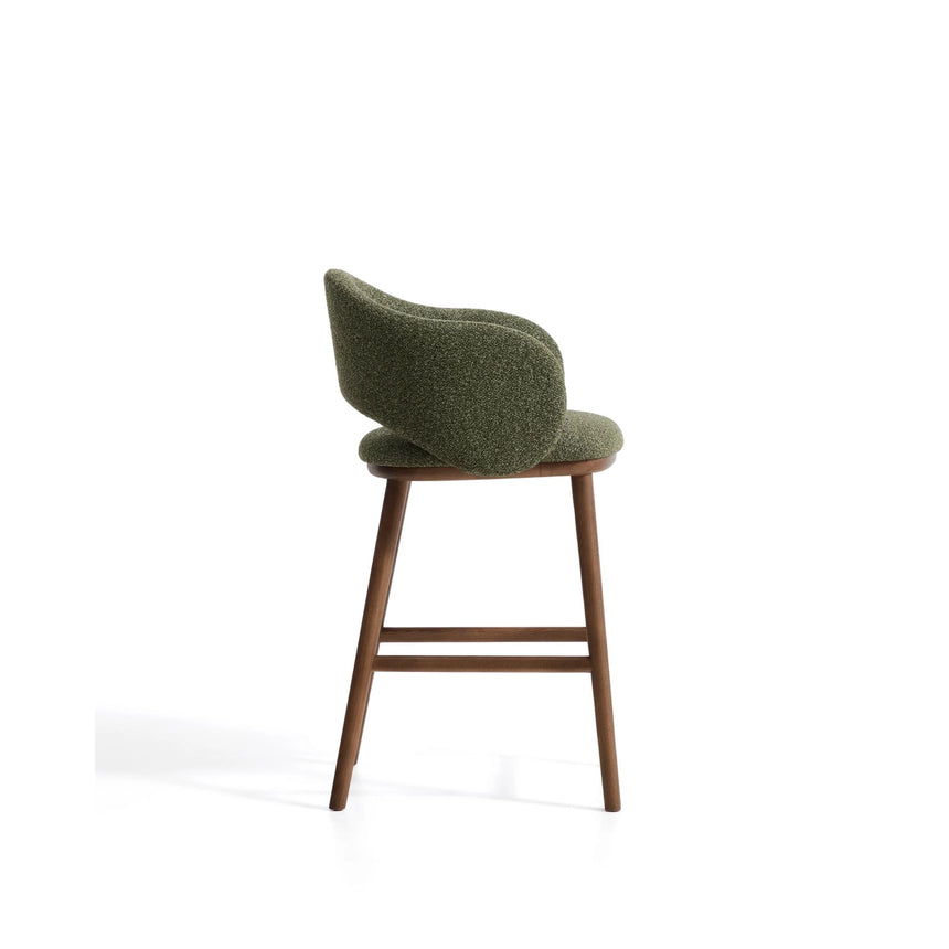 Maina Hocker aus dickem Chenille mit Beinen aus massivem Eschenholz, FSC Mix Credit 65 cm von Kave Home – Bild 3