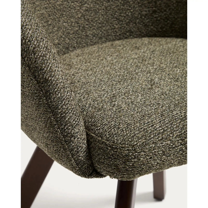 Marvin Drehstuhl mit grüner Chenille Beine aus massiver Buche mit Nussholzfinish FSC 100% von Kave Home – Bild 9