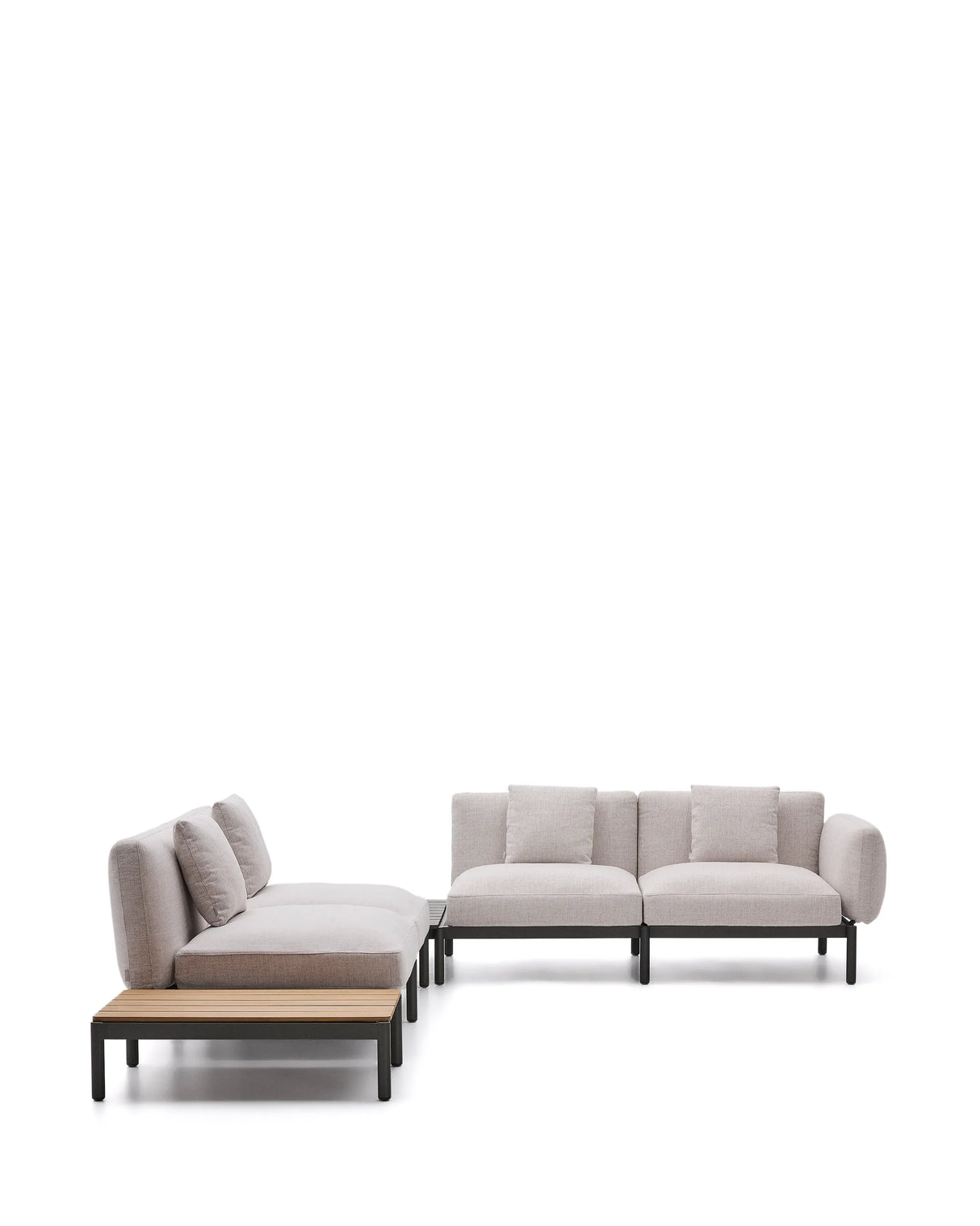 Modulares Outdoor-Ecksofa Sorells mit 4 Sitzplätzen mit beigefarbener Polsterung und grauem Aluminium, mit Tisch aus Teakholz, 353 x 316,5 cm, FSC 100 % von Kave Home – Produktbild 11
