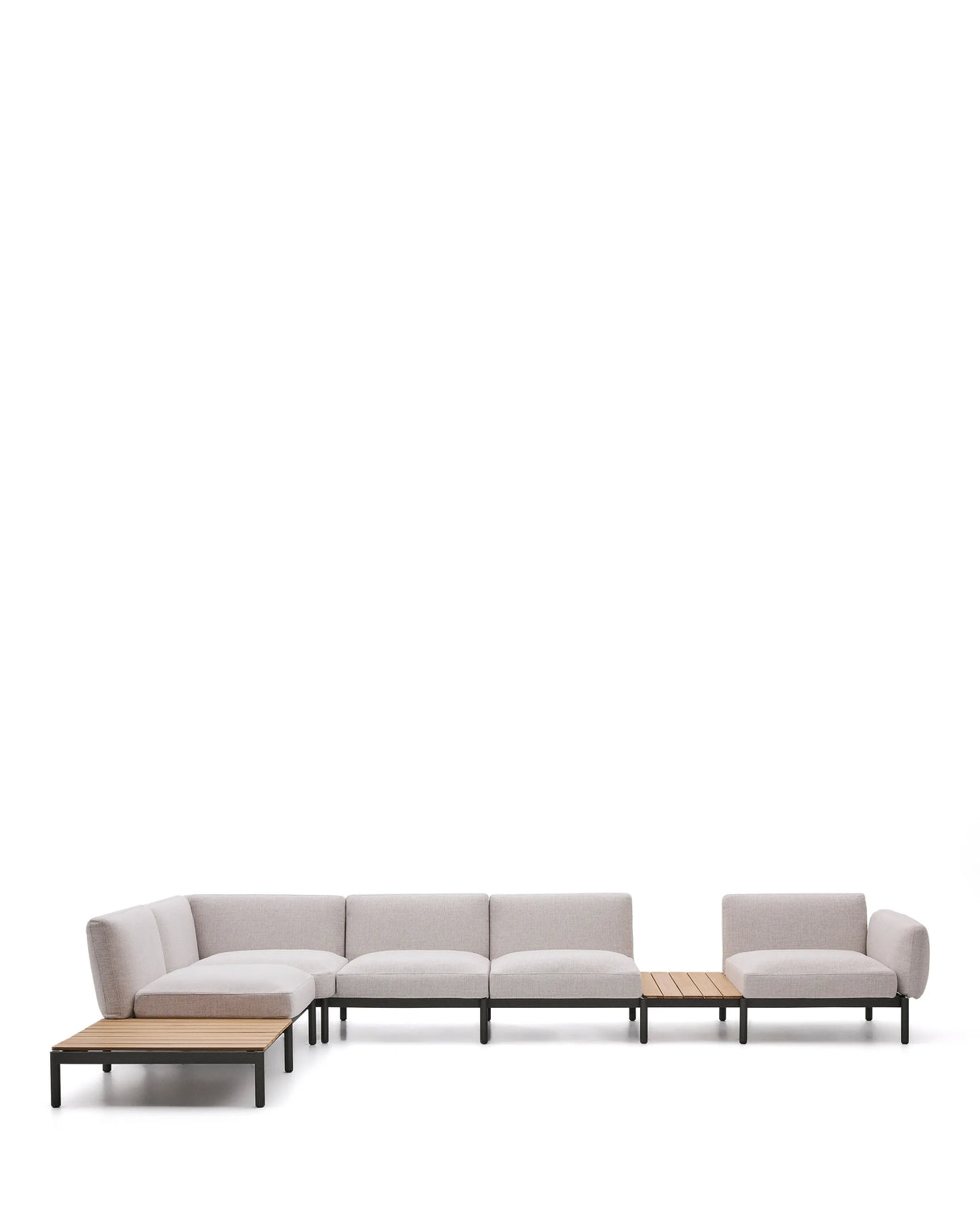 Modulares Outdoor-Ecksofa Sorells mit 5 Sitzplätzen mit beigefarbener Polsterung und grünem Aluminium, mit Tischen aus Teakholz, 277 x 446 cm, FSC 100 % von Kave Home – Produktbild 8