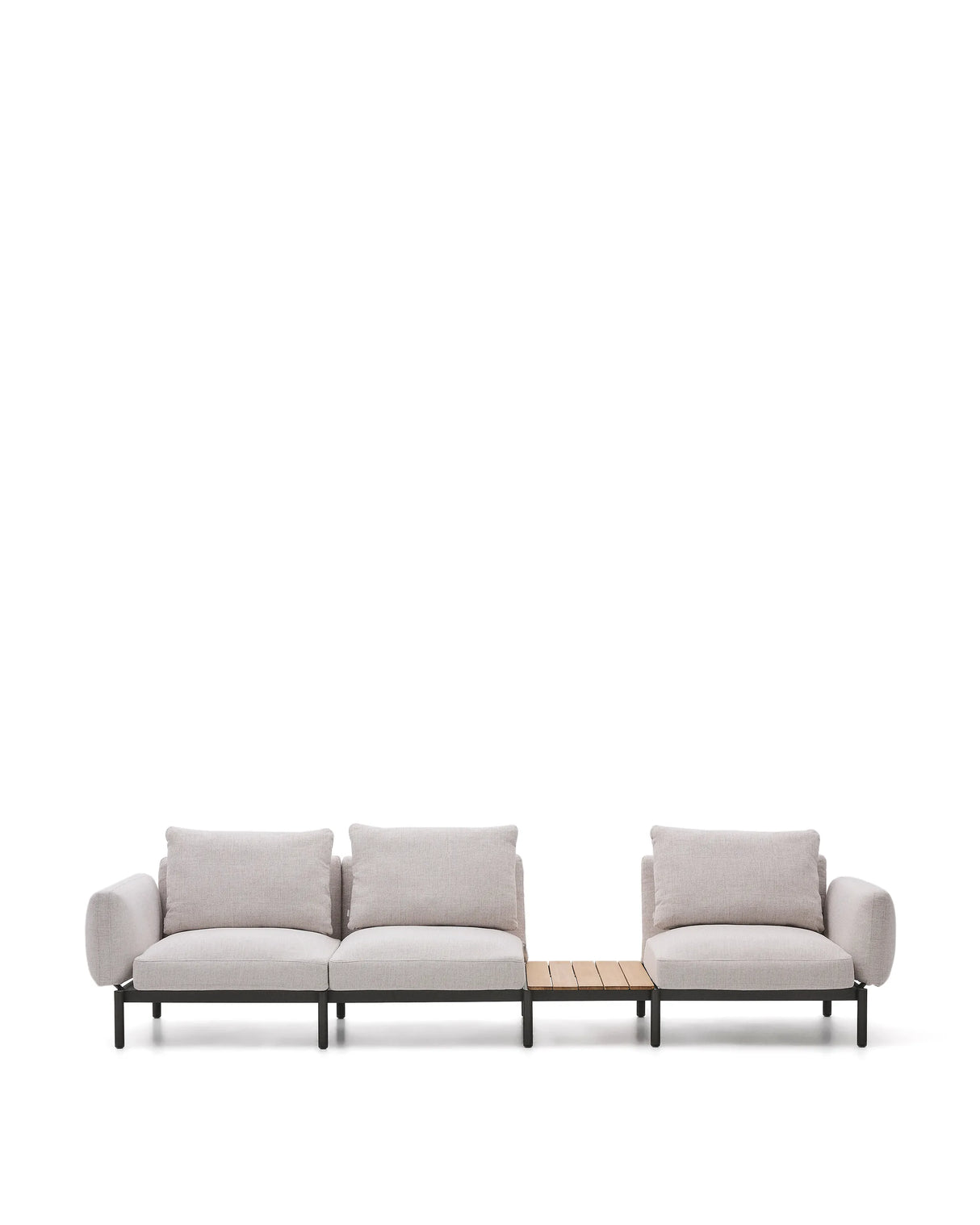 Modulares Outdoor-Sofa Sorells mit 3 Sitzplätzen mit beigefarbener Polsterung und grauem Aluminium, mit Tisch aus Teakholz, 341 x 113 cm, FSC 100 % von Kave Home – Produktbild 8