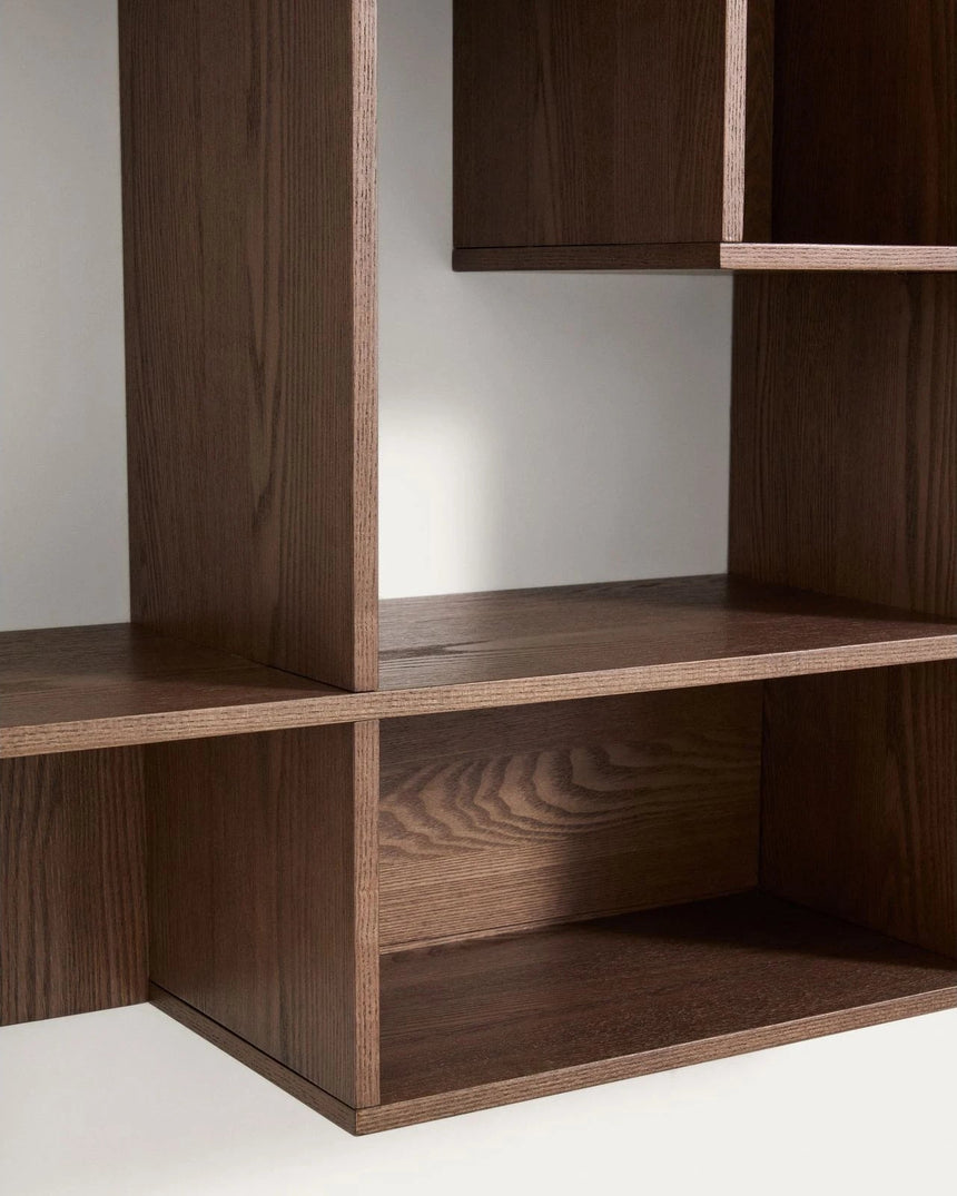 Modularregal Ina aus Eschenfurnier mit Finish in Nussbaumton 80 x 80 cm FSC 100% von Kave Home – Bild 5