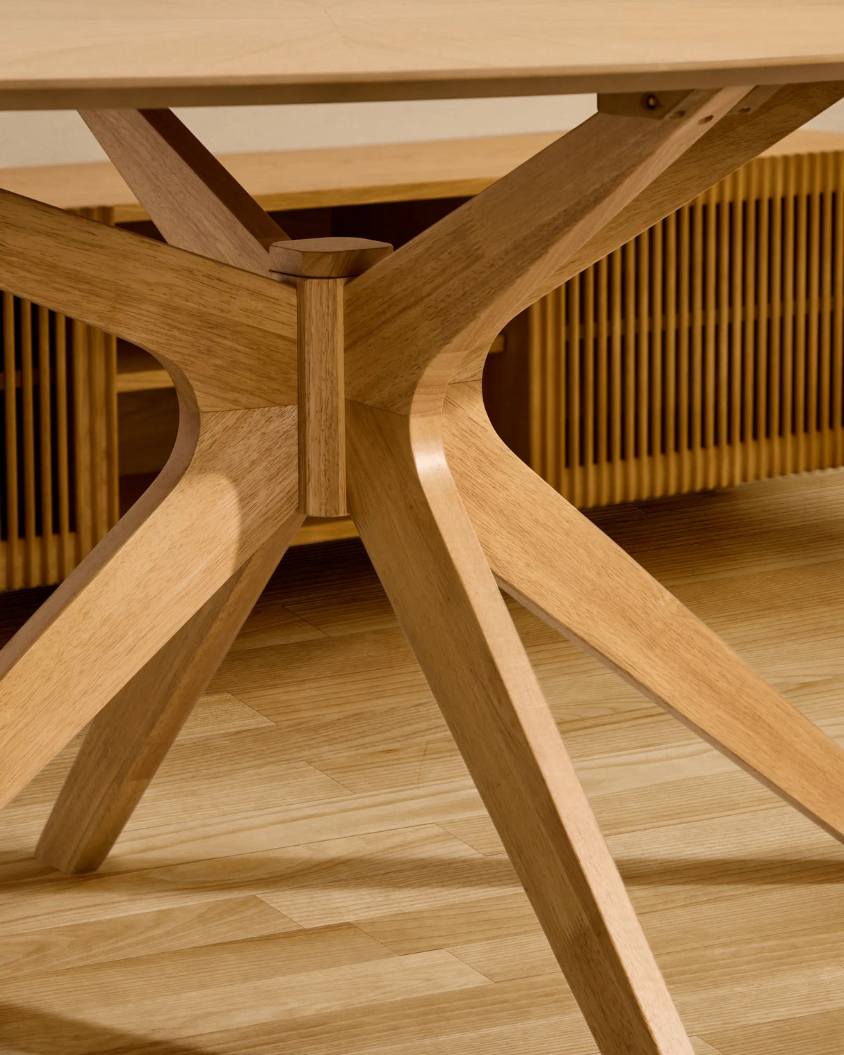 Naanim Tisch aus Eichenfurnier 180 x 110 cm von Kave Home – Produktbild 7