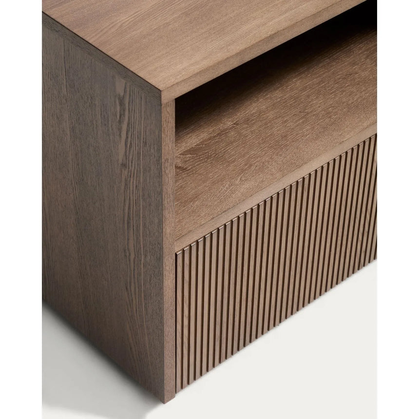 Nachttisch Helvine 1 Schublade aus Eichenfurnier mit Nussbaum-Finish 60 x 52 cm FSC 100% von Kave Home – Bild 6