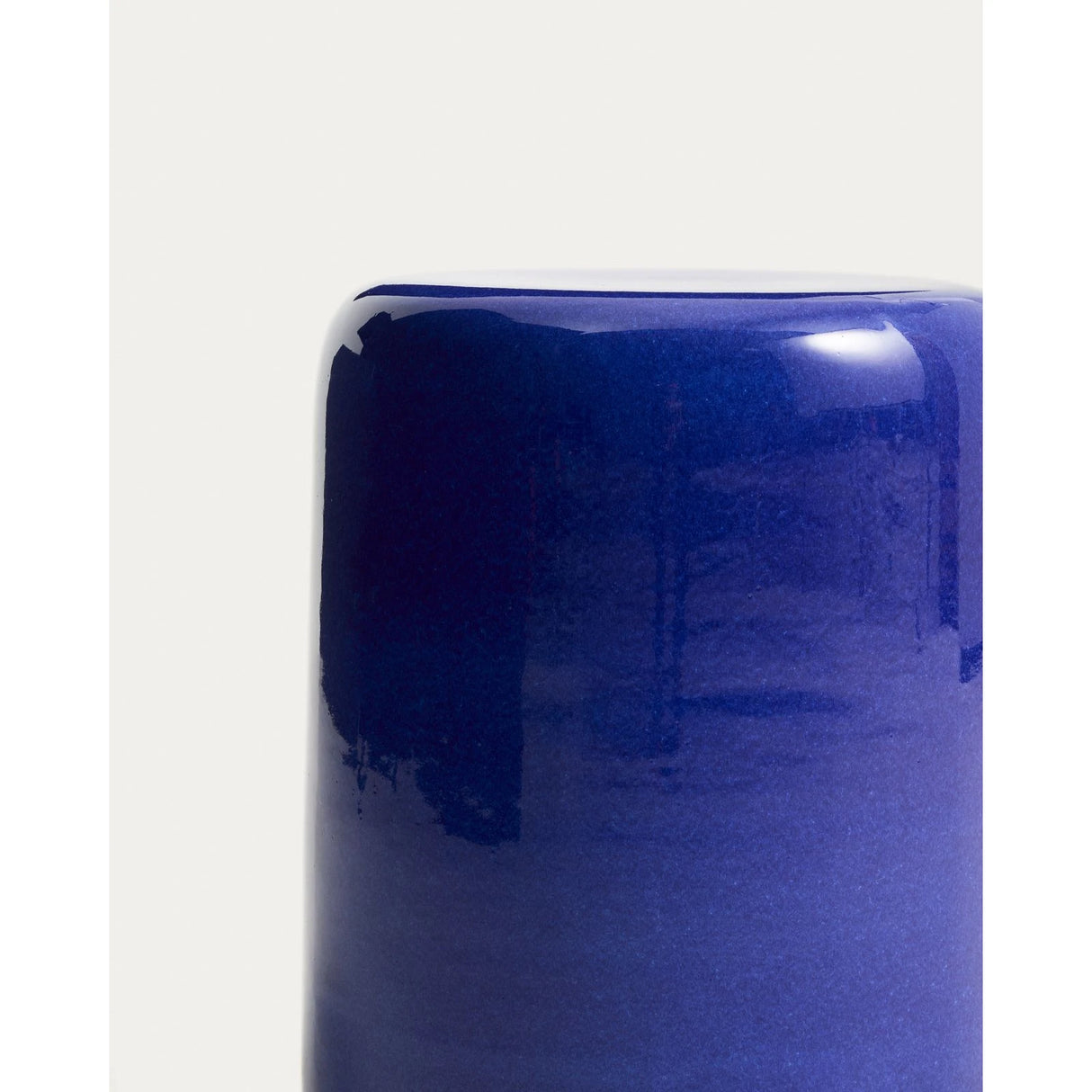 Outdoor-Beistelltisch Mesquida aus Keramik mit blauer Glasur, Ø 35 cm von Kave Home – Bild 4