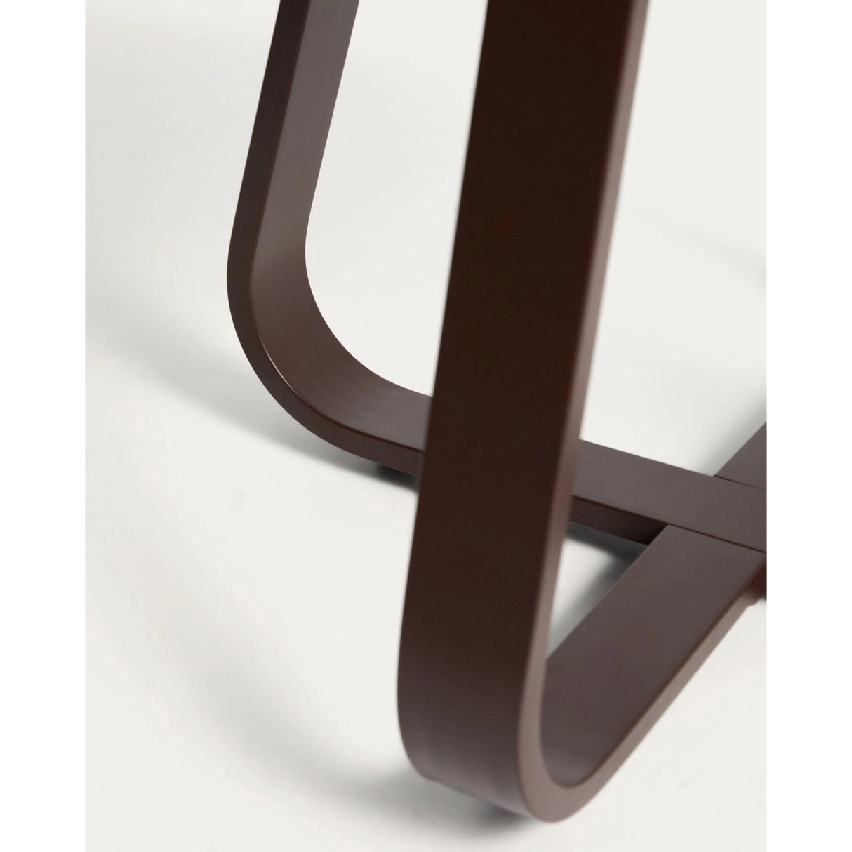 Outdoor Beistelltisch Tamaris aus Aluminium Ø 48 cm von Kave Home – Bild 8
