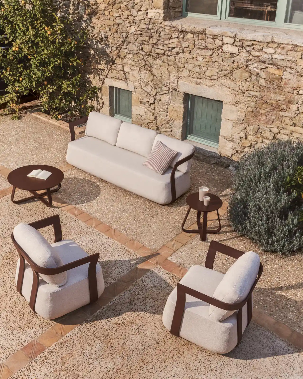 Outdoor Couchtisch Tamaris aus Aluminium Ø 80 cm von Kave Home – Bild 3