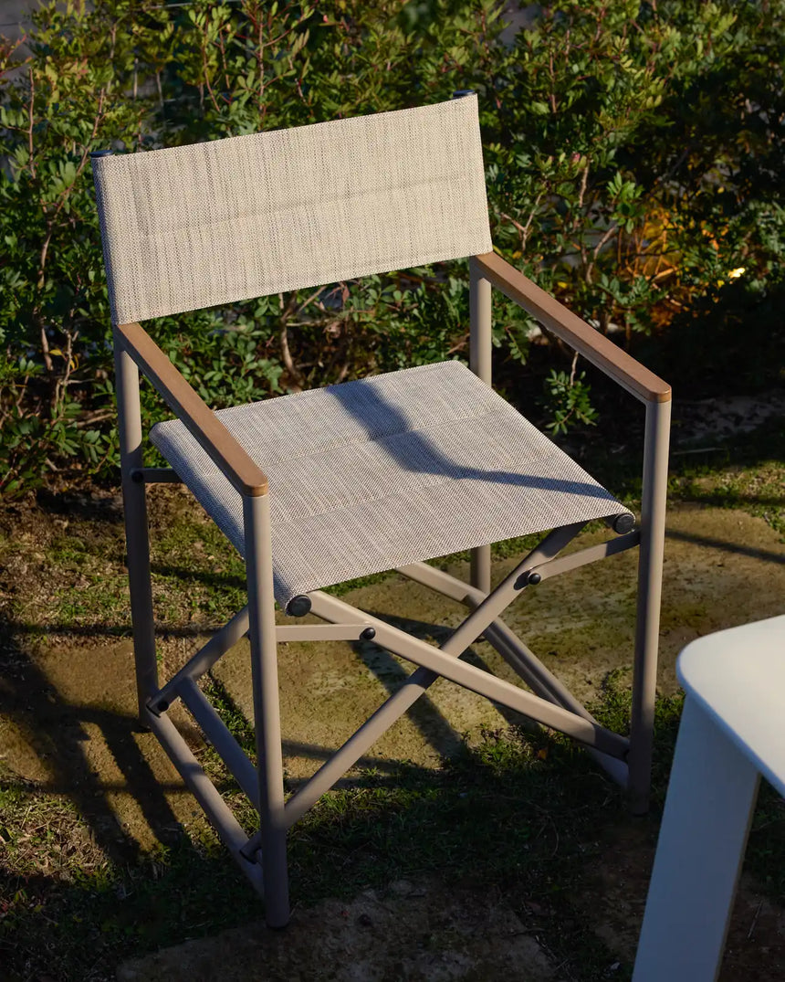 Outdoor-Klappstuhl Tisno aus Aluminium und Texteline von Kave Home – Bild 2