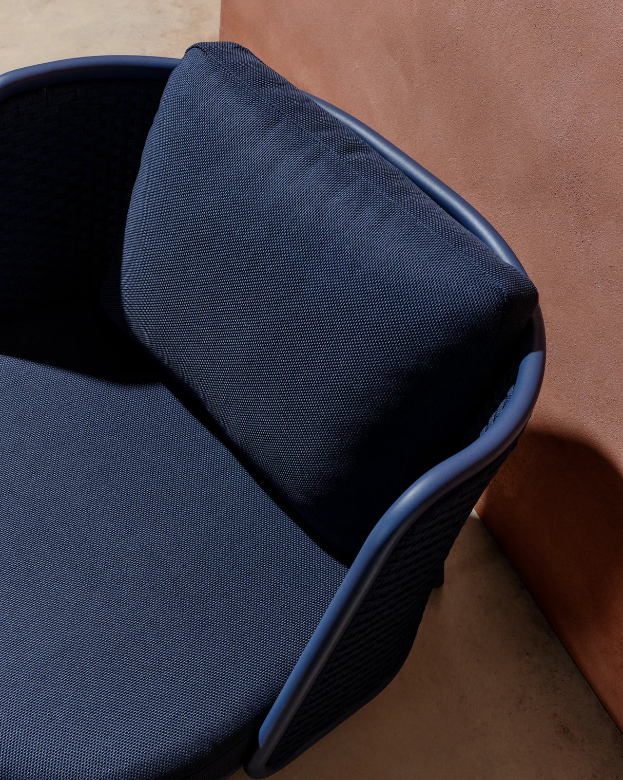 Outdoor-Sessel Sedalis aus Aluminium und blauem Seil von Kave Home – Produktbild 7