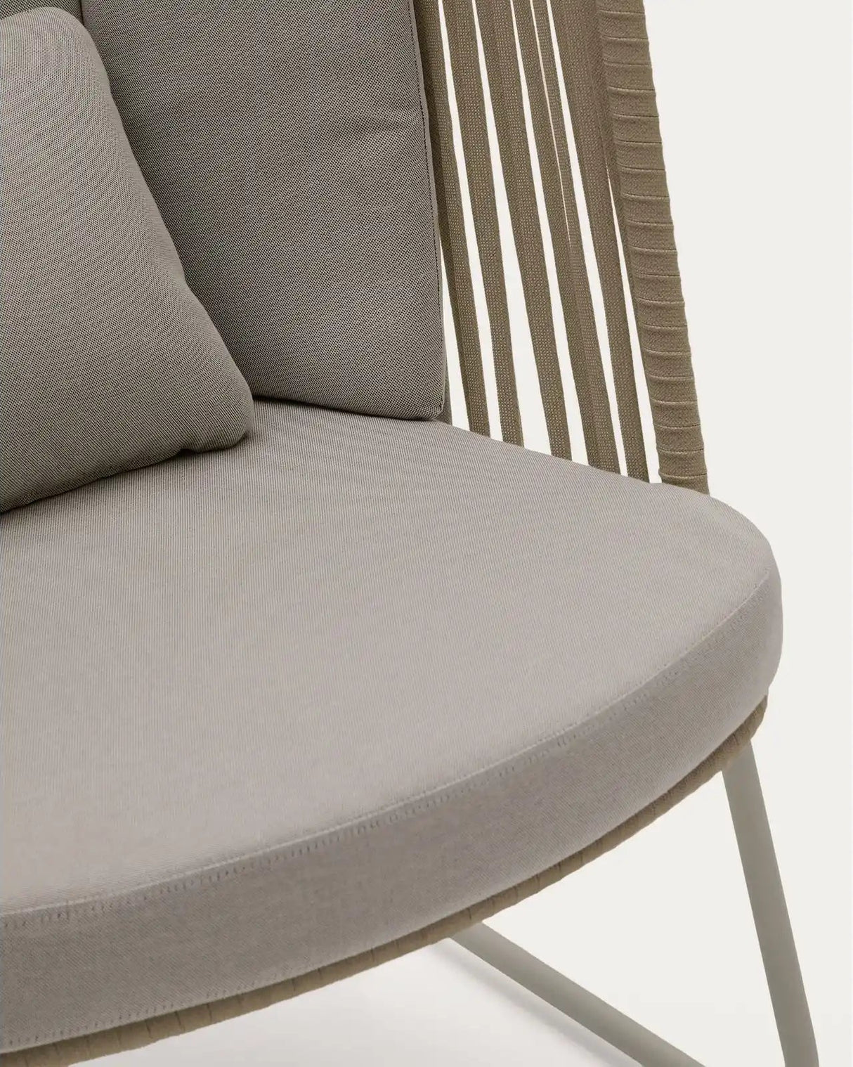Outdoor-Sessel mit hoher Rückenlehne Saconca aus Seil und beige verzinktem Stahl von Kave Home – Bild 7