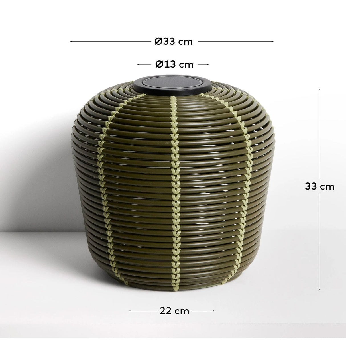 Outdoor-Solar-Tischlampe Garoina aus synthetischem Rattan mit LED-Technologie, Ø 35 cm von Kave Home – Bild 5