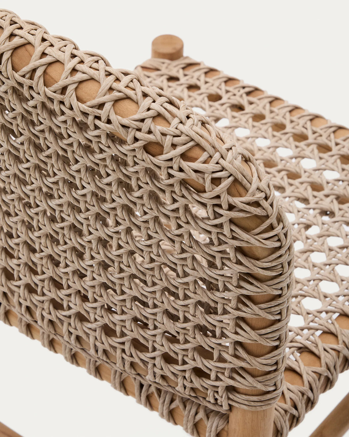 Outdoor-Stuhl Tavira aus massivem Teakholz von Kave Home – Produktbild 3