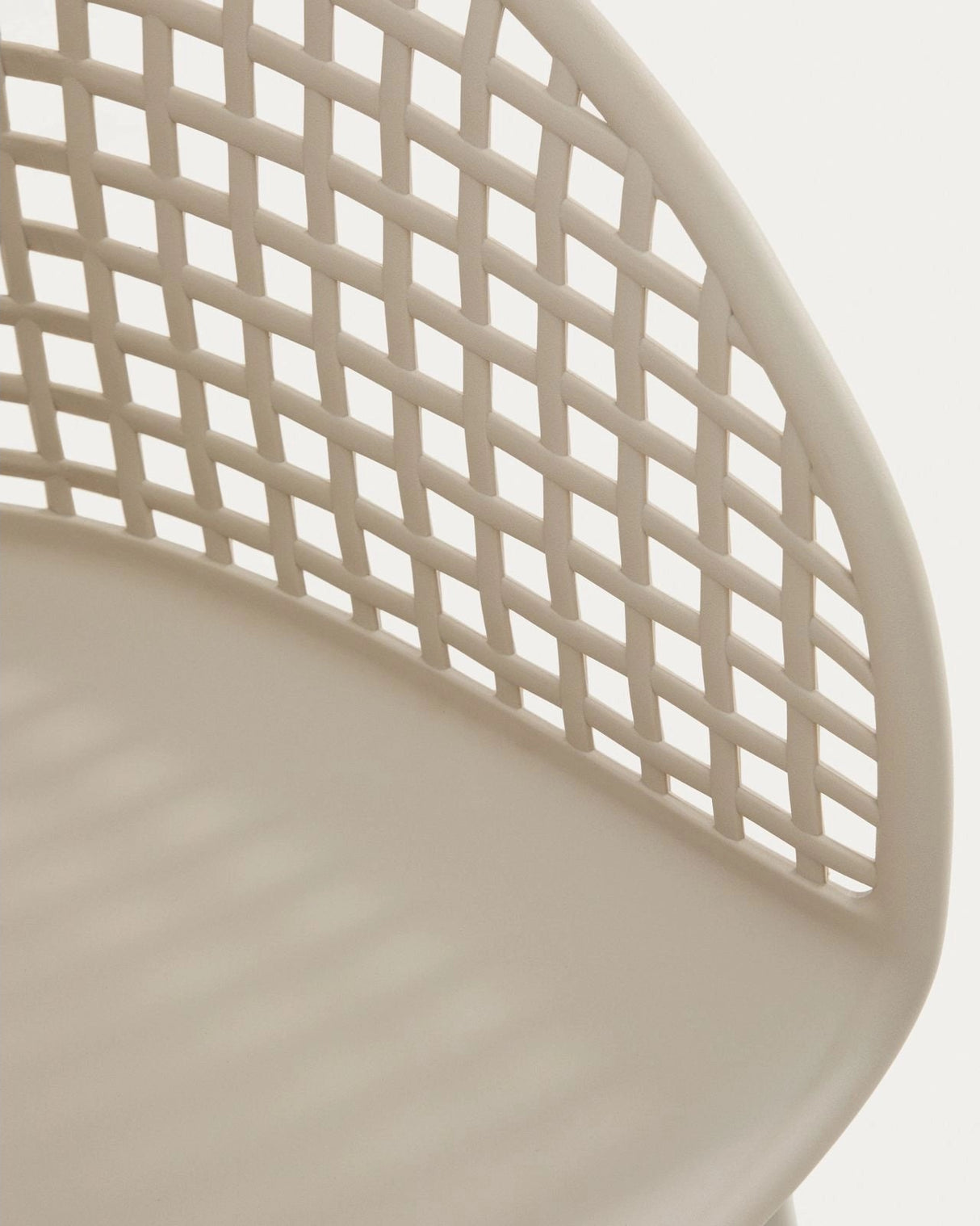 Outdoor-Stuhl Tenaro aus Kunststoff mit beigem Stahlgestell von Kave Home – Bild 7