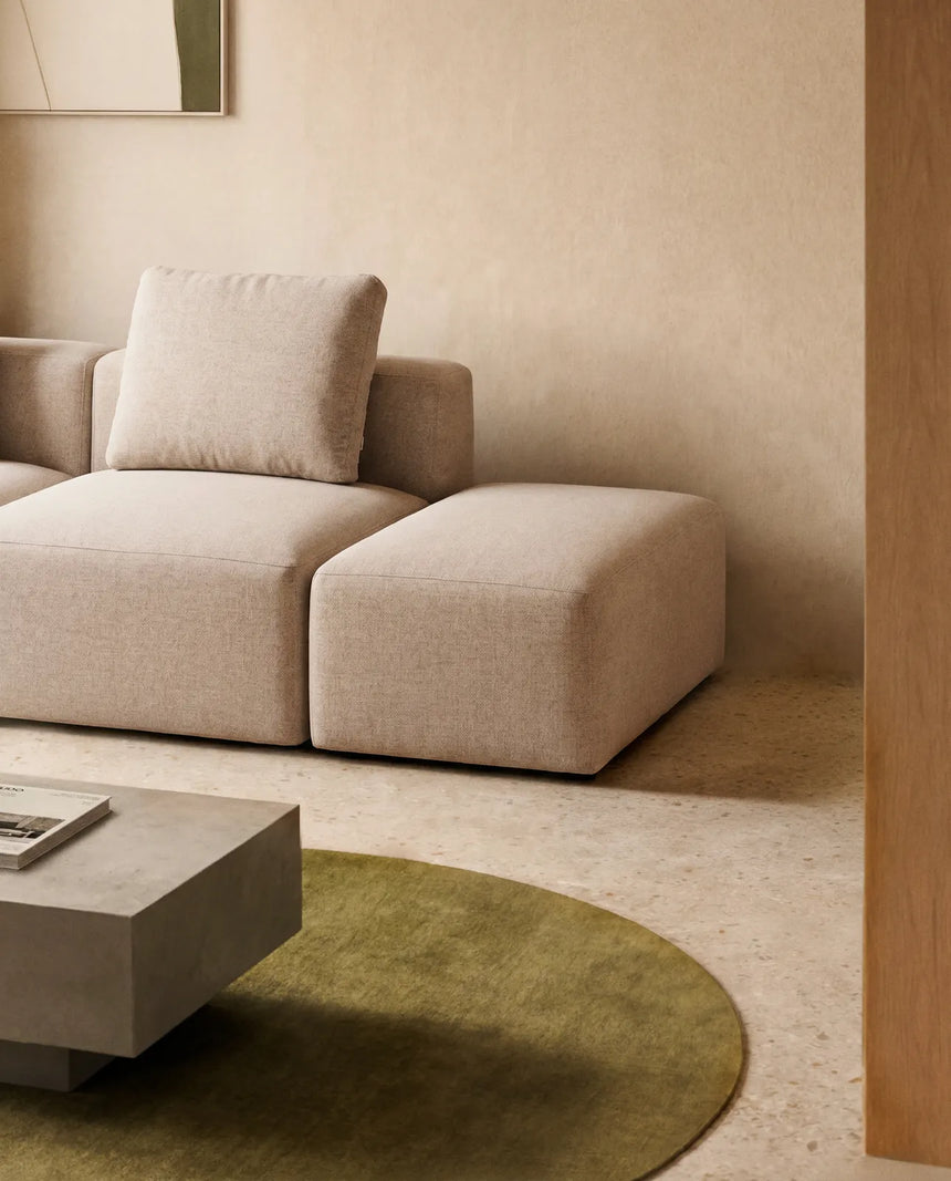 Pouf-Randmodul Blok in beiger Chenille, 60 x 104 cm, FSC Mix Credit von Kave Home – Bild 2