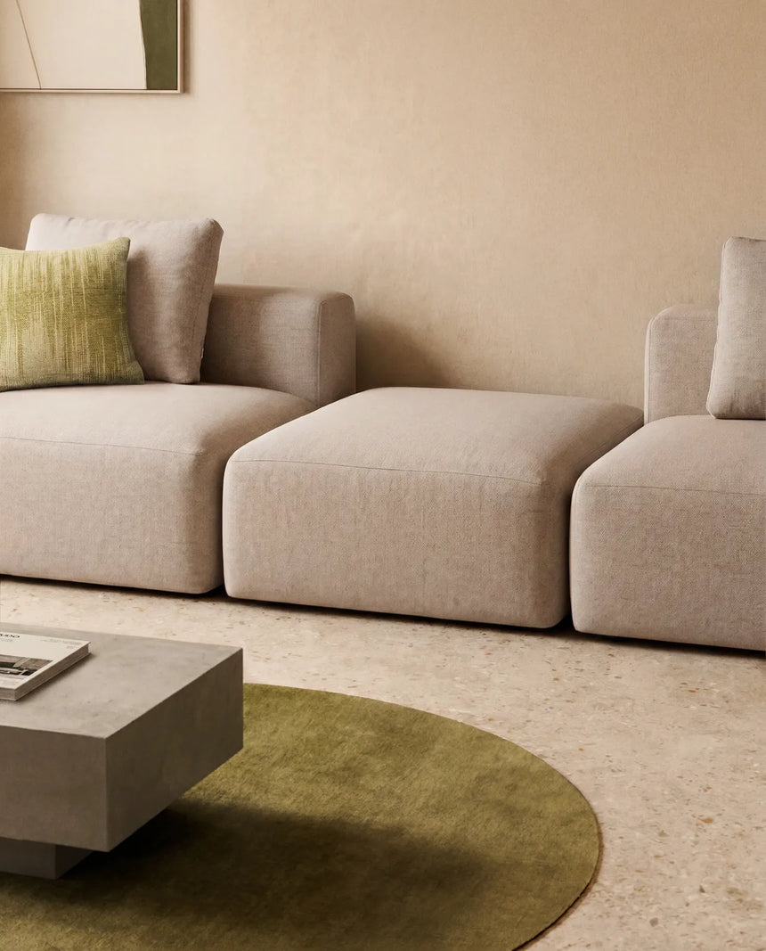 Pouf-Randmodul Blok in beiger Chenille, 90 x 104 cm, FSC Mix Credit von Kave Home – Bild 2