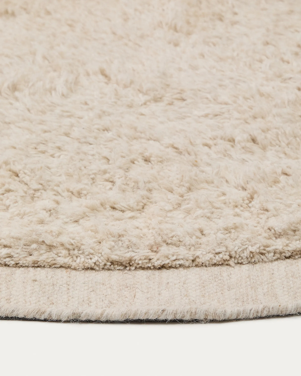 Runder Teppich Marely aus Wolle weiß Ø 200 cm von Kave Home – Produktbild 2