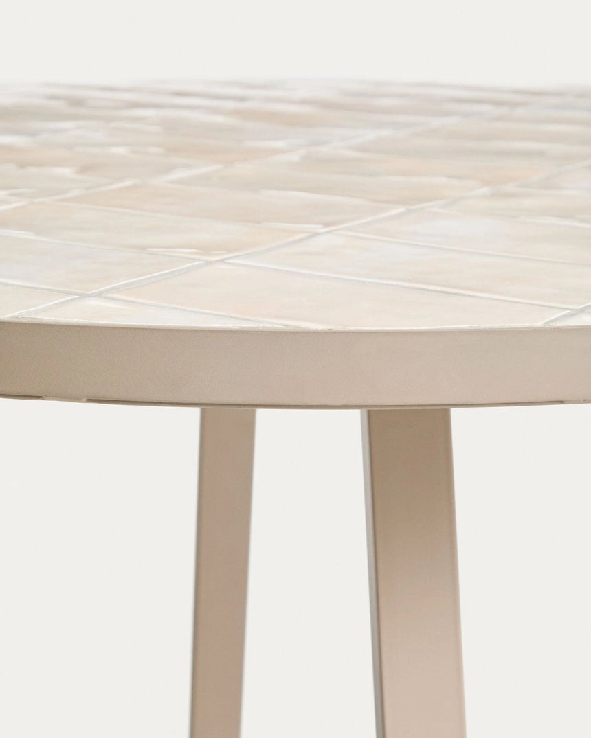 Runder Tisch Tella mit verzinktem Stahl und beigen Fliesen, Ø 120 cm von Kave Home – Bild 4