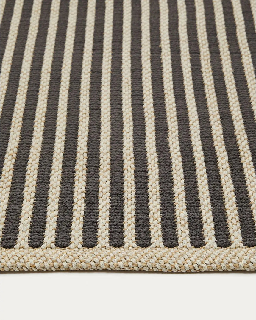 Satanca Teppich aus synthetischen Fasern gestreift beige und schwarz 160 x 230 cm von Kave Home – Bild 6