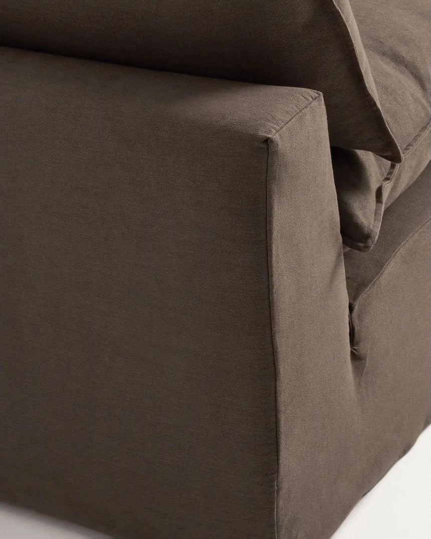 Sessel Anarela mit abnehmbarem Bezug aus 100 % Leinen in Taupe, 110 cm, FSC Mix Credit von Kave Home – Bild 6