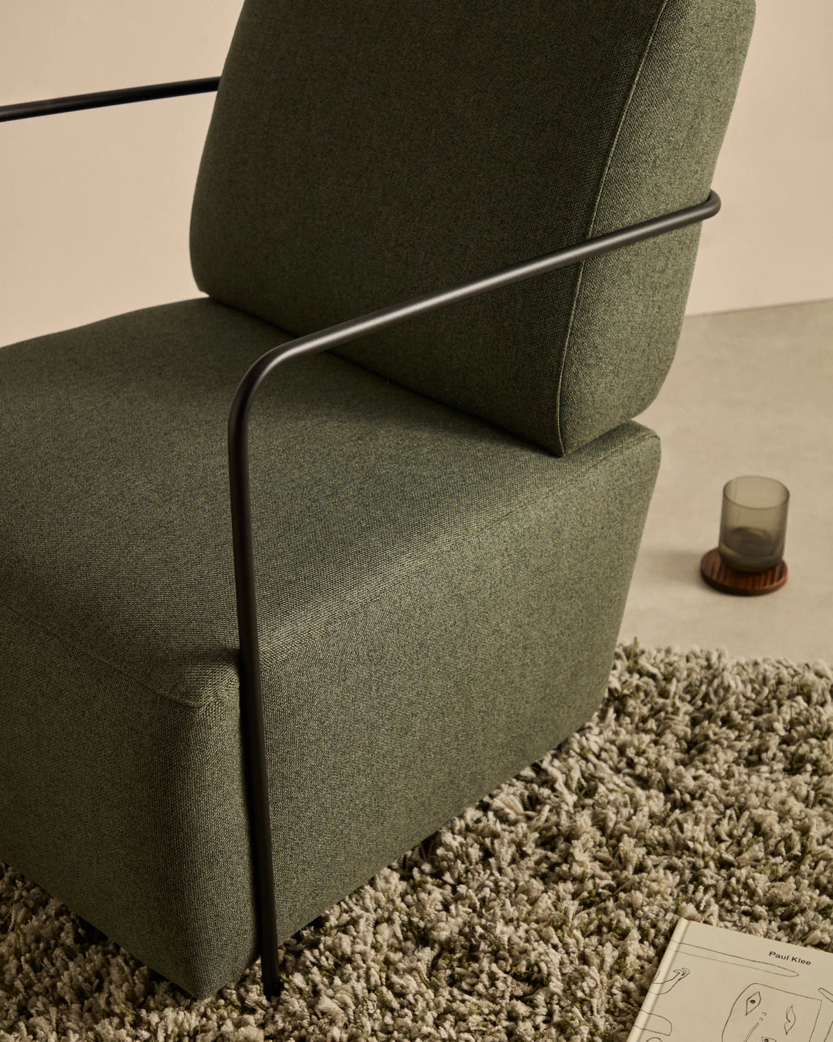 Sessel Gamer in Grün und Metall mit mattschwarzer Lackierung von Kave Home – Produktbild 7