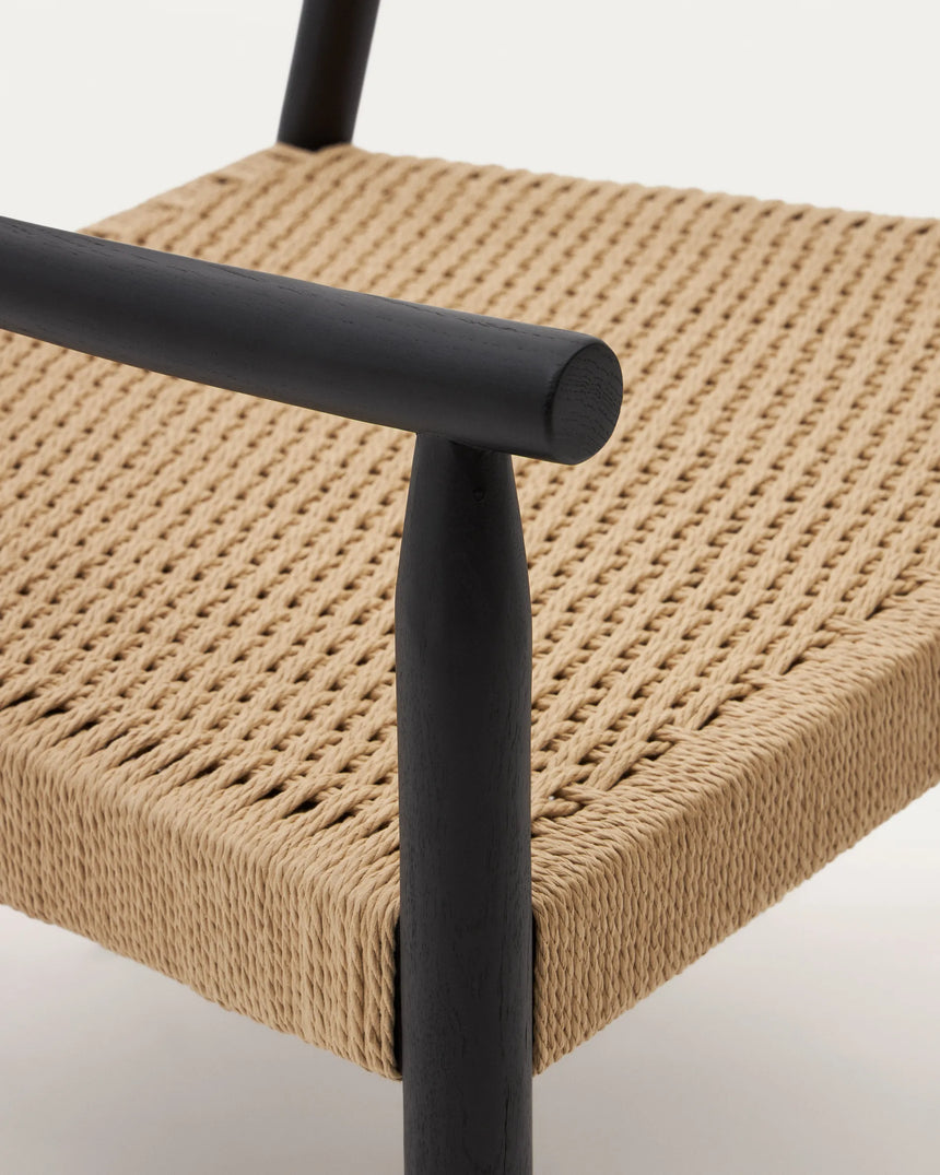 Sessel Yalia massives Eichenholz mit Nussholz-Finish und Sitz aus Papierseil FSC 100% von Kave Home – Produktbild 2
