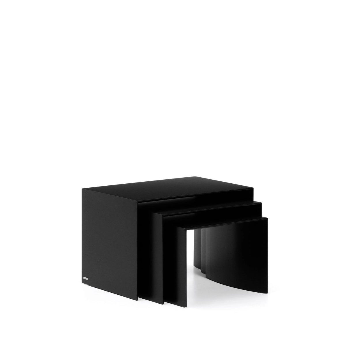 Set Litto aus 3 Nesttischen aus schwarz lackiertem MDF 60 x 40 / 51 x 36 / 42 x 31 cm von Kave Home – Bild 5