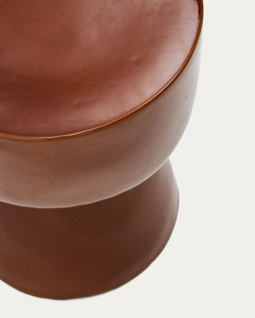 Set mit 2 Sesseln Atrani aus verzinktem Stahl und taupefarbenem Seil und Beistelltisch Mesquida aus glasierter terrakottafarbener Keramik Ø 36 cm von Kave Home – Bild 5