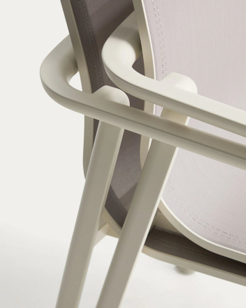 Set mit Ausziehtisch Brela aus Aluminium in Ecru und 6 stapelbaren Stühlen Canea aus Aluminium in Ecru und beigem Texteline 205(287)x100 cm von Kave Home – Bild 5