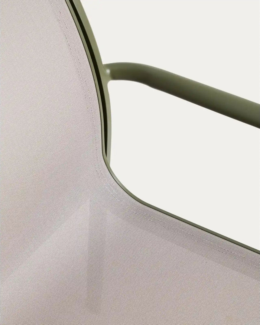 Set mit Ausziehtisch Brela aus grünem Aluminium und 6 stapelbaren Stühlen Luri aus grünem Aluminium und beigem Texteline 205 (287) x 100 cm von Kave Home – Bild 3