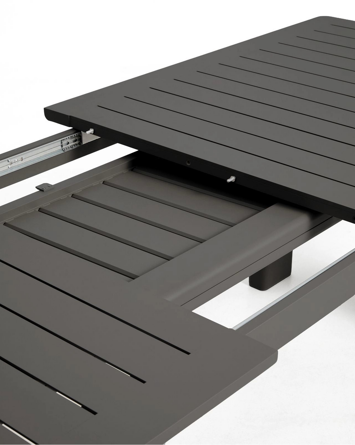 Set mit Ausziehtisch Livorno aus Aluminium in Graphit und 6 Stühlen Alimia aus Aluminium in Graphit und Synthetikseil in Grau, 233 (350) x 100 cm von Kave Home – Bild 5