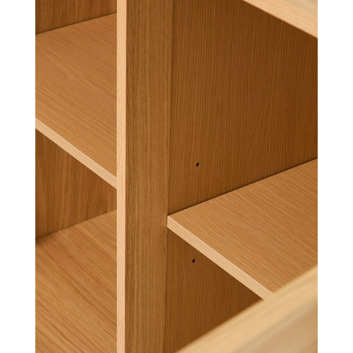 Sideboard Onix aus Eichenfurnier mit Naturton-Finish 100 x 80 cm FSC Mix Credit von Kave Home – Bild 6