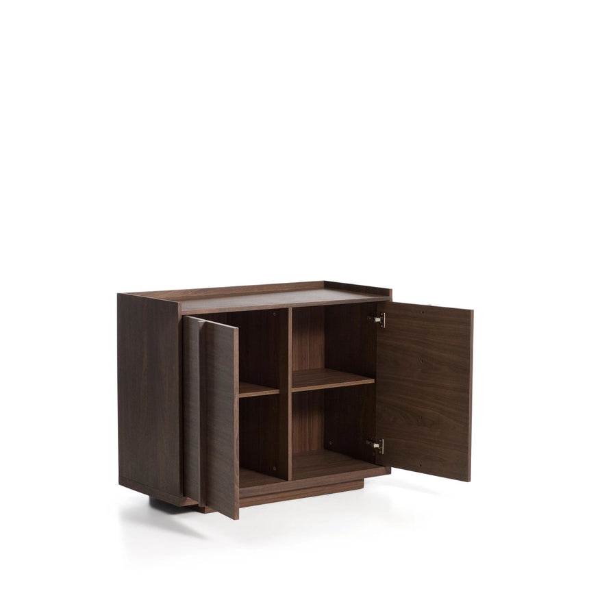 Sideboard Onix aus Walnussfurnier mit dunklem Finish 100 x 80 cm FSC Mix Credit von Kave Home – Bild 4