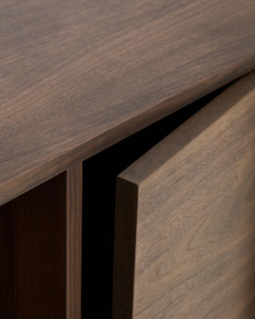 Sideboard Onix aus Walnussfurnier mit dunklem Finish 100 x 80 cm FSC Mix Credit von Kave Home – Bild 8