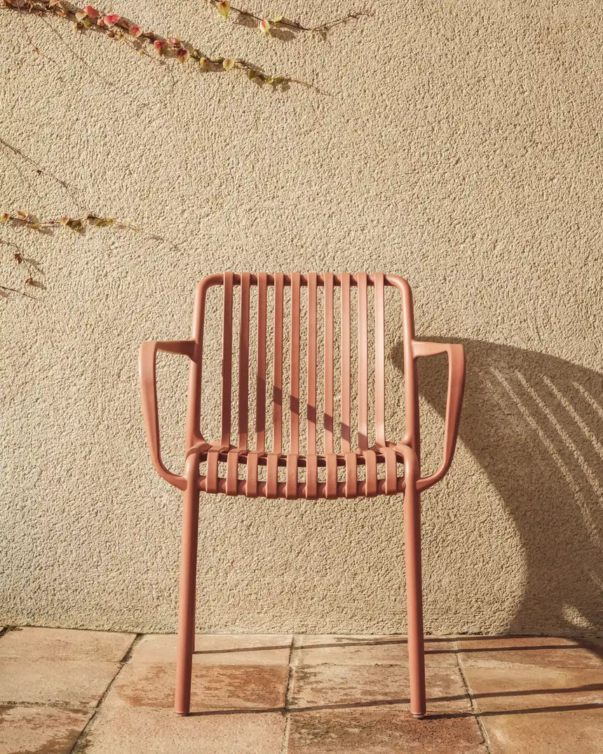 Stapelbarer Outdoor-Stuhl Isabellini in Terrakotta von Kave Home – Bild 2