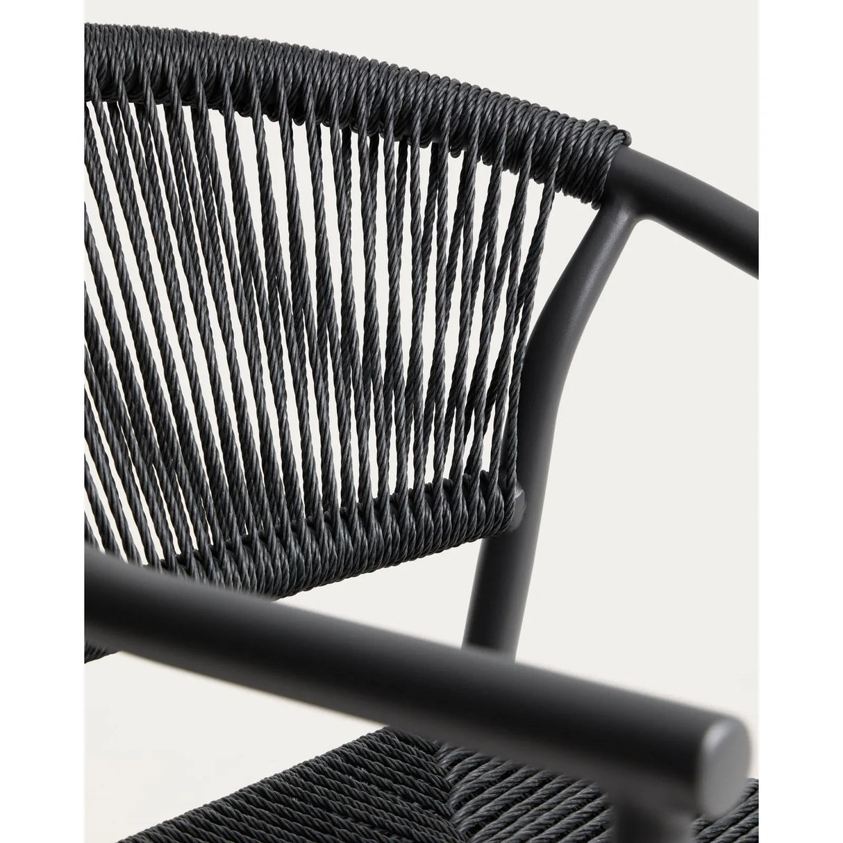 Stapelbarer Outdoor-Stuhl Livadia aus Aluminium in verschiedenen Farben von Kave Home – Bild 7