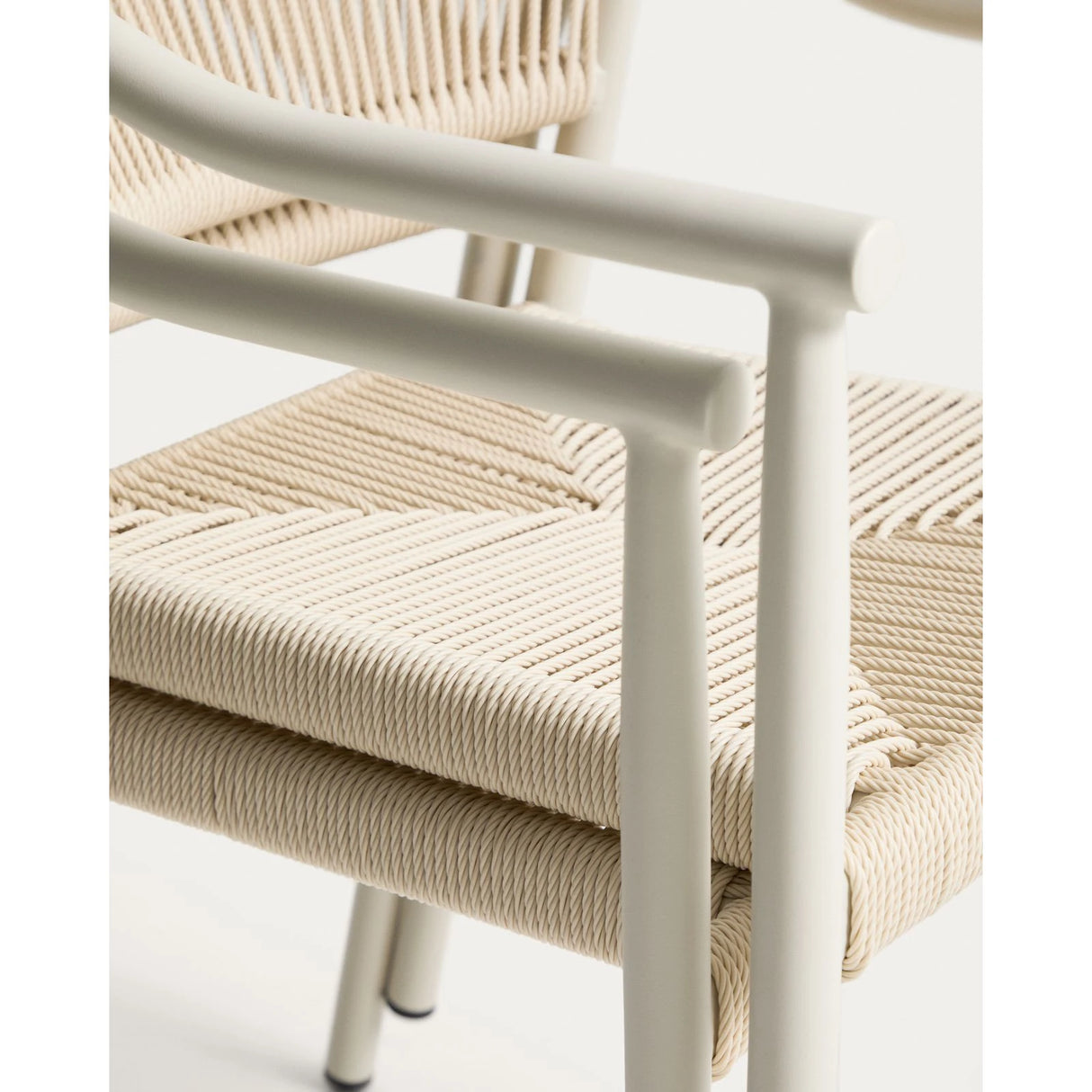 Stapelbarer Outdoor-Stuhl Livadia aus beigem Aluminium von Kave Home – Bild 12