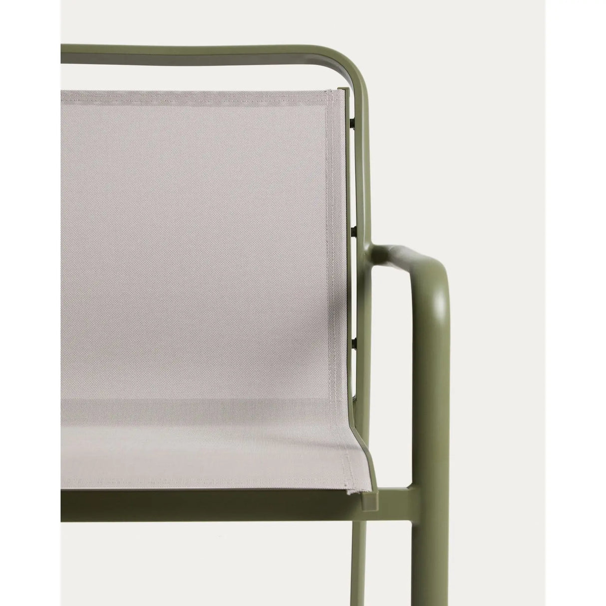 Stapelbarer Outdoor-Stuhl Luri aus Aluminium in Grün und beigem Texteline von Kave Home – Bild 9