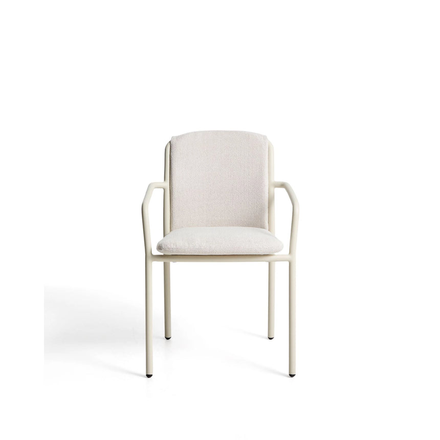 Stapelbarer Stuhl Linosa aus Aluminium in Naturfarbe mit beigem Kissen von Kave Home – Bild 2