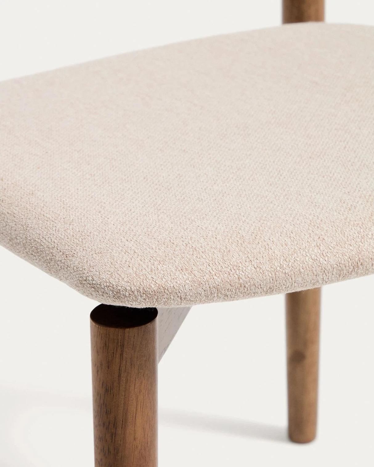 Stuhl Evera aus Eichenfurnier mit verschiedenen Finishes und Chenille von Kave Home – Bild 7