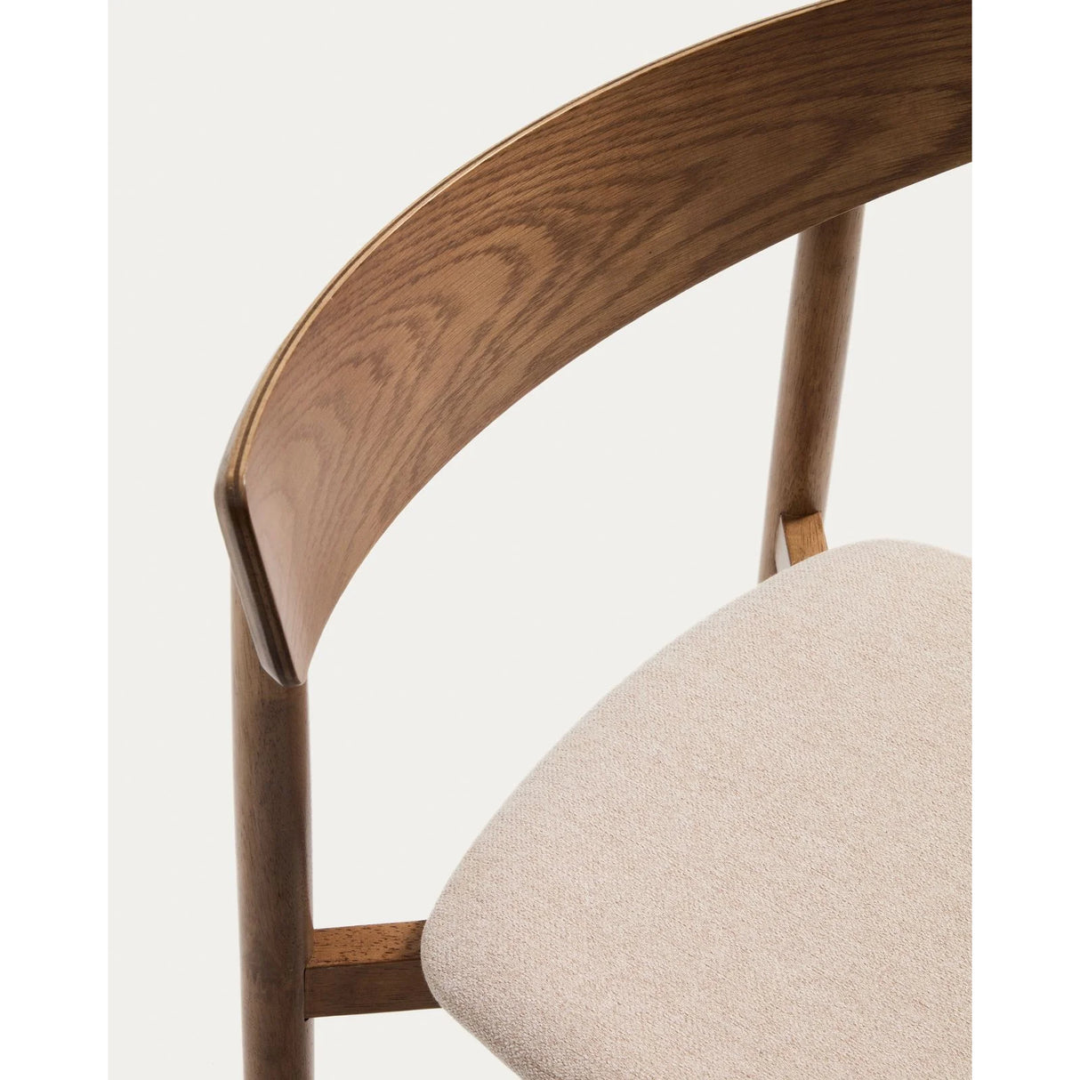 Stuhl Evera aus Eichenfurnier mit verschiedenen Finishes und Chenille von Kave Home – Bild 8
