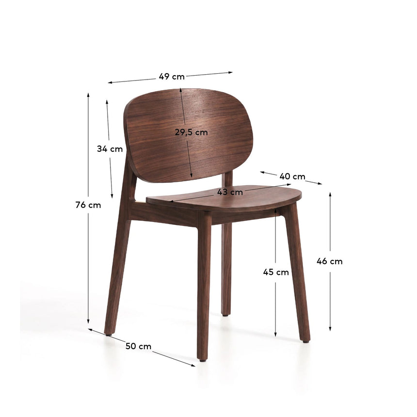 Stuhl Ludara aus Eichenfurnier mit Nussbaumfinish oder Naturfinish von Kave Home – Bild 3
