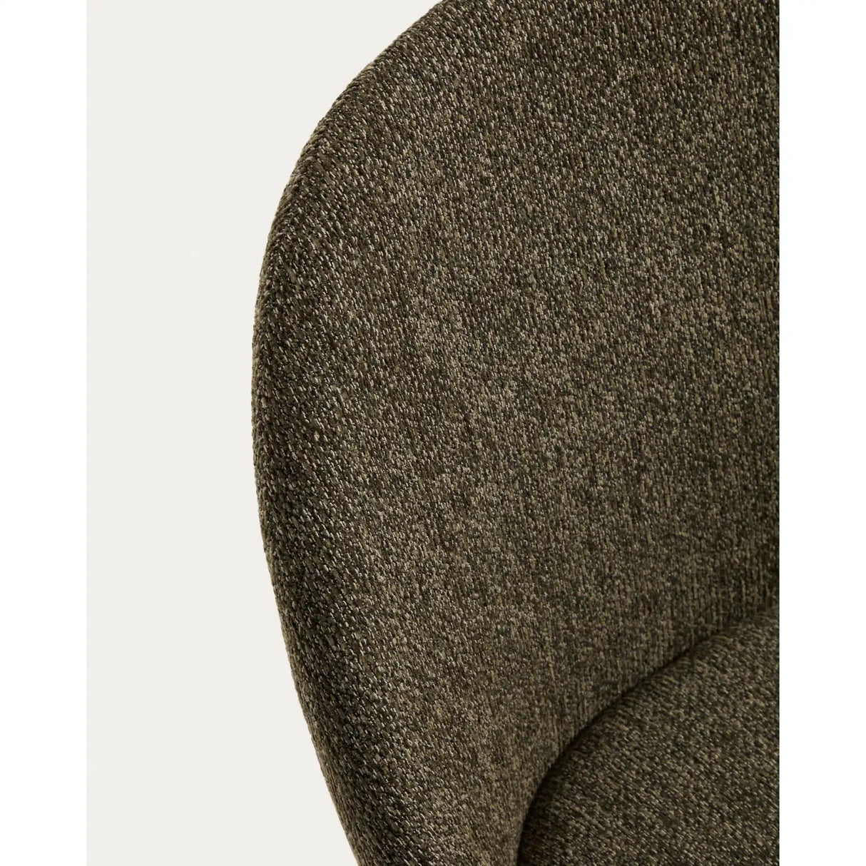 Stuhl Meila mit grüner Chenille und Beinen aus massivem Eschenholz mit Nussbaumfinish von Kave Home – Bild 10