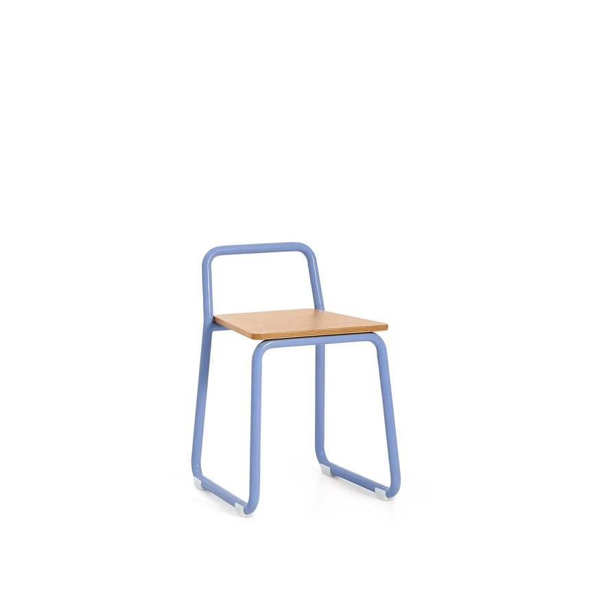Stuhl Tinn aus Eschenfurnier und blauem Metallgestell. von Kave Home – Bild 1